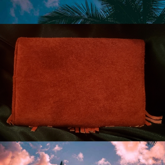 RipCurl Rust OrangeRed Fringe Suede Vintage Wallet - Picture 5 of 11